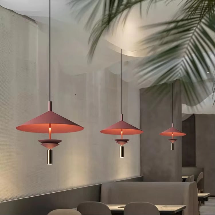 Postmodern Minimalist Nordic Flying Saucer Pendant Light Artistic Spotlight for Restaurants, Cafes, Milk Tea Shops & Hotels